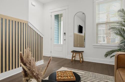 Panama City Beach Villa | NEW! Modern Beach House, Free Golf Cart Included!