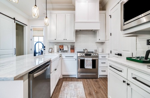 Lafayette House | New modern townhome with Cajun flair located right in the heart of Lafayette!