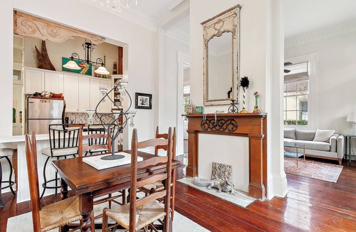 Lower Garden District Condo | New Orleans charm with Gated Parking!