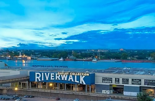 Arts/Warehouse District Hotel | New Orleans Marriott Warehouse Arts District