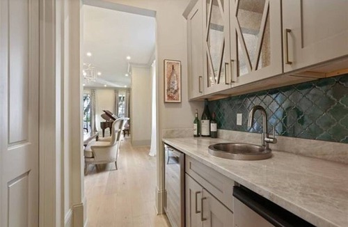 West Riverside House | New Orleans: Uptown; elegant, luxurious, fun- loving living!