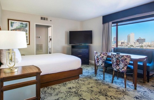 Faubourg Livaudais Resort | New Orleans | Urban Retreat | Pool + Hot Tub
