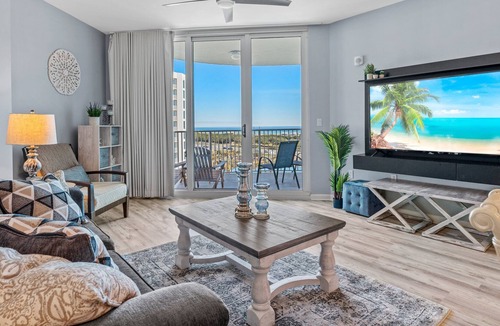 Indian Bayou Condo | New Redecorated Florida Condo w/ Amazing Views