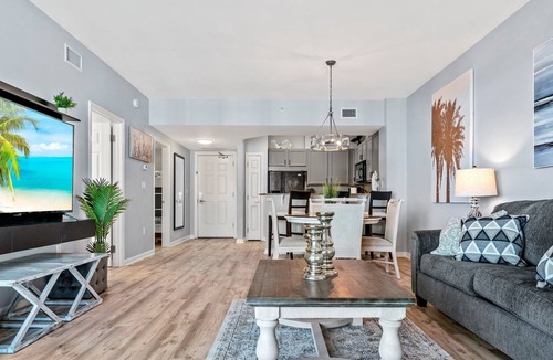 Indian Bayou Condo | New Redecorated Florida Condo w/ Amazing Views