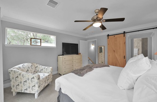 Cape Royale House | NEW! Serene home with private deck, mins to Lake Livingston, nature trials, & more!