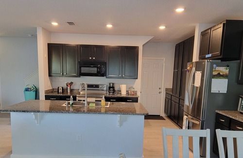 Palmetto House | NEW! Spacious and Bright Single family home in neighborhood with community pool