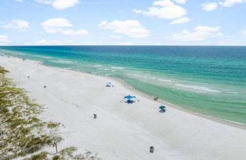 West Panama City Beach House | NEW! Steps To White Sand Beaches! Pool & Grill! 2BR 2BA