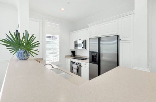 Beach District Condo | Newly Remodeled 1 Bedroom Condo with Loft