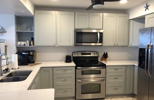 Daytona Beach Condo | NEWLY REMODELED 3 bed/2 bath OCEANFRONT condo at Horizons Sleeps 8 Comfortably