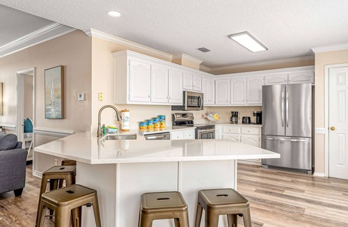 Silver Cay House | Newly remodeled bay view home with high-speed WiFi, central AC, and gas grill