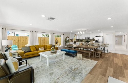 Biltmore Beach House | Newly Renovated 4/3 OCEANFRONT BEACH HOUSE HOTTUB +Private POOL