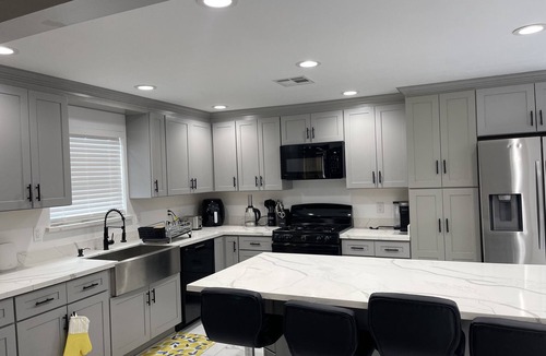 Bonnabel Place House | Newly Renovated 4 Master Bedroom 2-Story house!