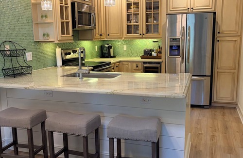 Pine Ridge Condo | Newly renovated, cozy 1-BR w/loft, 1.5 bath,condo in Naples near Beach & Mercato