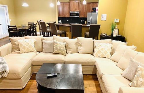 Panama City House | Newly renovated modern, spacious & quiet location