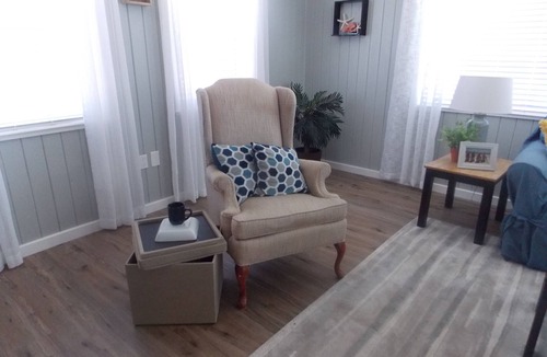 Lanark Village Apartment | Newly Renovated Coastal Living Style within 12 minutes of Carrabelle Beach