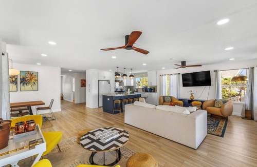 Pensacola Beach House | Newly Renovated Pet Friendly home w/PRIVATE POOL!