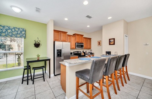 West Kissimmee House | Nice 5 Bed Splash Pool Townhome in Paradise Palms