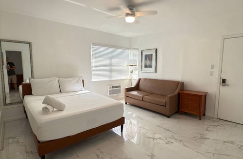 Flamingo/Lummus Apartment | Nice apartment with AC in sunny Miami Beach