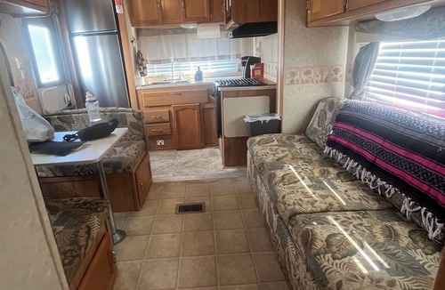 Cameron RV Rental | Nice campground with AC in charming Cameron next to beach and LNG plant.