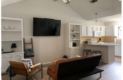 Claiborne House | nLamplighter 100:A