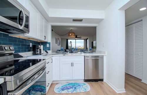 Isla del Sol Condo | No Shoes, No Shirt, No Problems Living The Florida Life