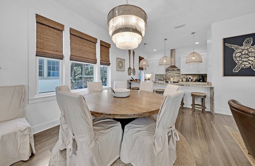 Sunnyside House | No Worries: Sleeps 18 with Carriage House, Private Pool, and Beach Access!
