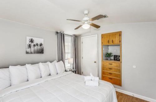 South Pensacola Apartment | North Highlands Nest- Unit D