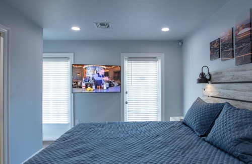 Metairie Apartment | NOTE: This booking is for two condos next to each other