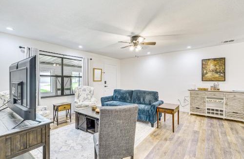 Fellowship House | Ocala Home w/Fenced Yard Near WEC: Dogs Welcome!