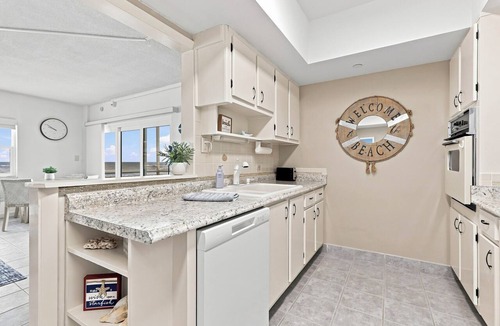 South Patrick Shores Condo | OCEAN BREEZE ESCAPE - 2nd Floor Balcony with FULL oceanfront views! 2 bdr 2 Bath
