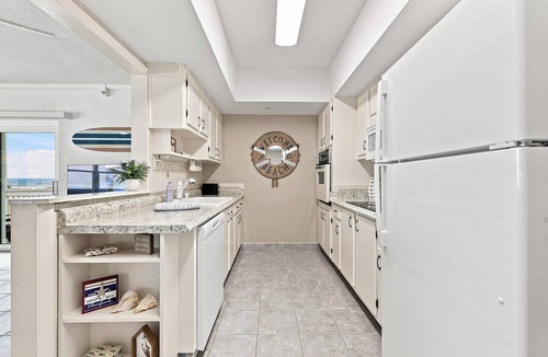 South Patrick Shores Condo | OCEAN BREEZE ESCAPE - 2nd Floor Balcony with FULL oceanfront views! 2 bdr 2 Bath