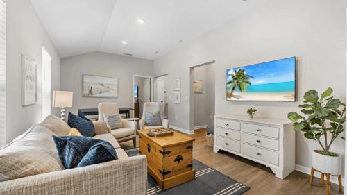 Laguna Beach Estates House | Ocean Oasis by Avantstay Block to Beach West PCB Pet-Friendly