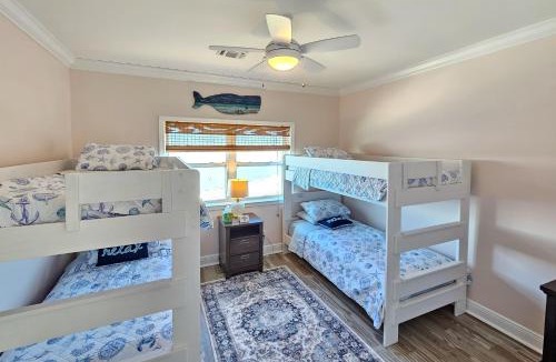 Ocean Springs House | Ocean Springs 'Magnolia Beach House' on Pvt Beach!