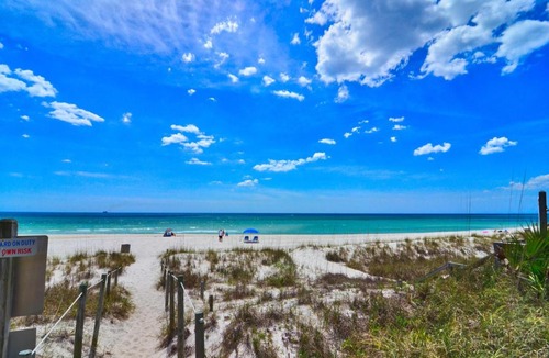 Silver Sands Beach Apartment | "Oceana" Surf Drive