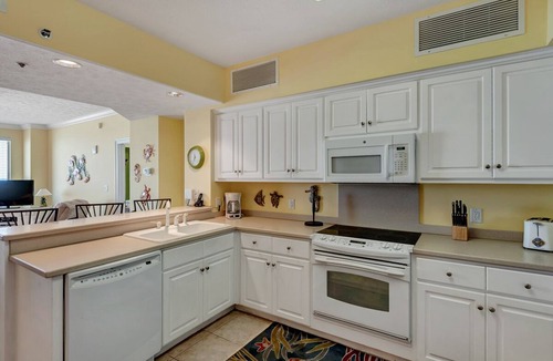 Thomas Drive Condo | Oceanfront Condo with Spacious Balcony - Unit 0306 by RedAwning