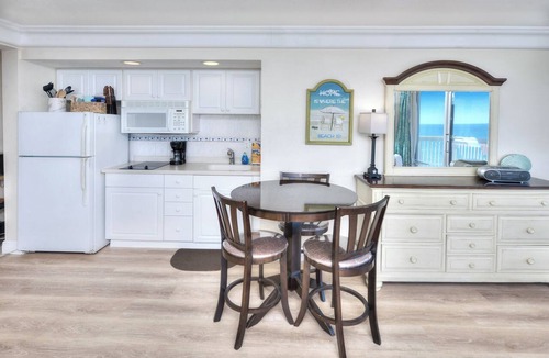 Ortona Park Condo | Oceanfront Couples Retreat | Huge Private Balcony