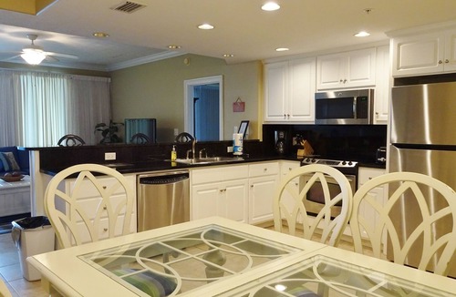 Lower Grand Lagoon Condo | Oceanfront Penthouse-Legendary Sunset Views -Free Beach Chairs & New 65” TV!