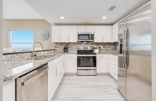 Ocean View Halifax Estates Condo | Oceanfront, Corner View - Aruba #606