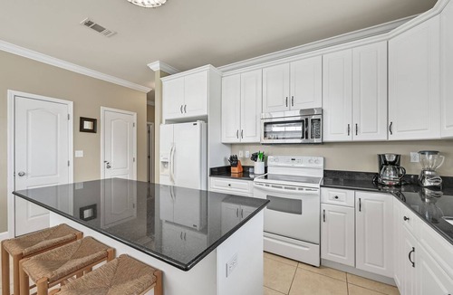 Destin House | Oceanic View | FREE Golf Cart | Short Walk to Private Beach, Pickleball & More