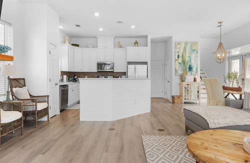 White's Gulfview House | Oceans Outlook on 30A - Gulf Views & Rooftop Hot-tub!