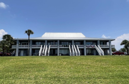 Panacea Condo | Ochlocknee Bay front condo located in George's Lighthouse gated community.