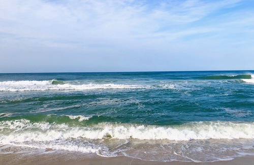 Bahama Beach Condo | ON FRONT BEACH ROAD!! SLEEPS UP TO 10!!