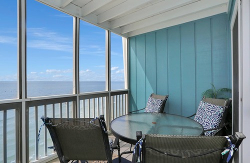 Cape San Blas House | On Top Of The Beach, Screen Porch, Gulf & Bay Views ~ Their Inheritance