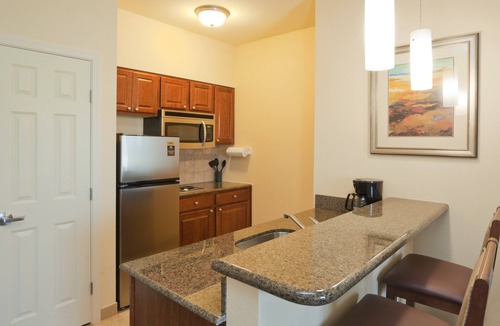 Lafayette Apartment | One Bedroom King Suite | Private Bedroom