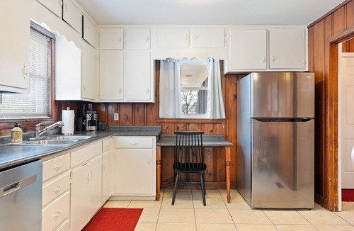Gardendale House | One Level and 15 minutes to UAB