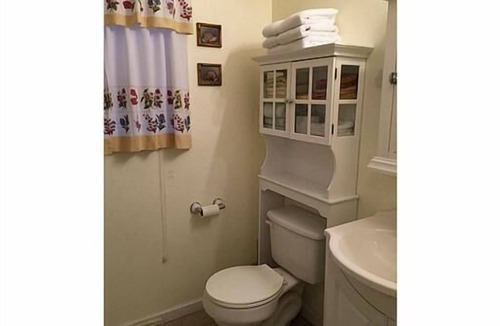 Gulfport Cottage | Only 2 Blocks to Beach on Quiet Street