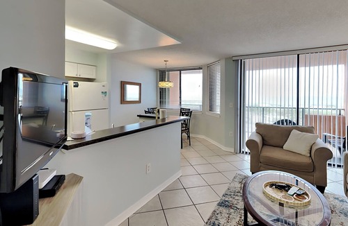Pensacola Beach Condo | Overlook Breathtaking Views From This Pensacola Beach Condo!