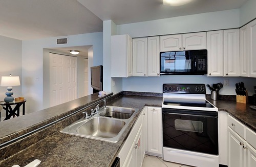 Pensacola Beach Condo | Overlook Breathtaking Views From This Pensacola Beach Condo!