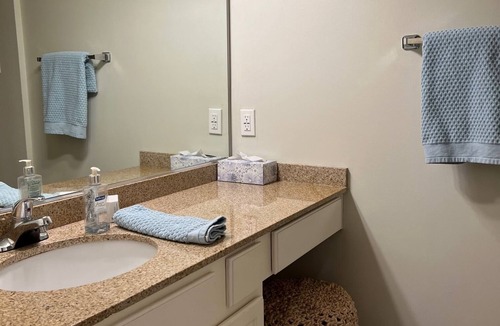 Oxford Condo | Oxford Condo - Walk to Ole Miss Stadium, Parking included