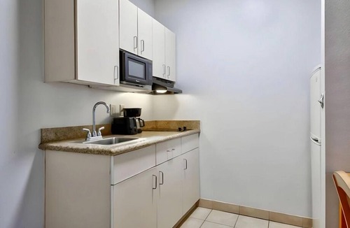 Sulphur Hotel | Oyo Townhouse Sulphur,LA Extended Stay I-10